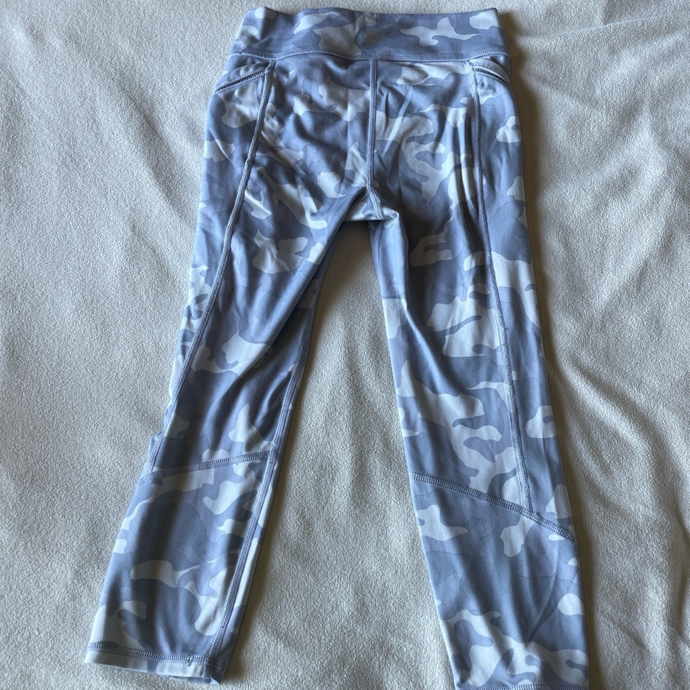 Camo leggings